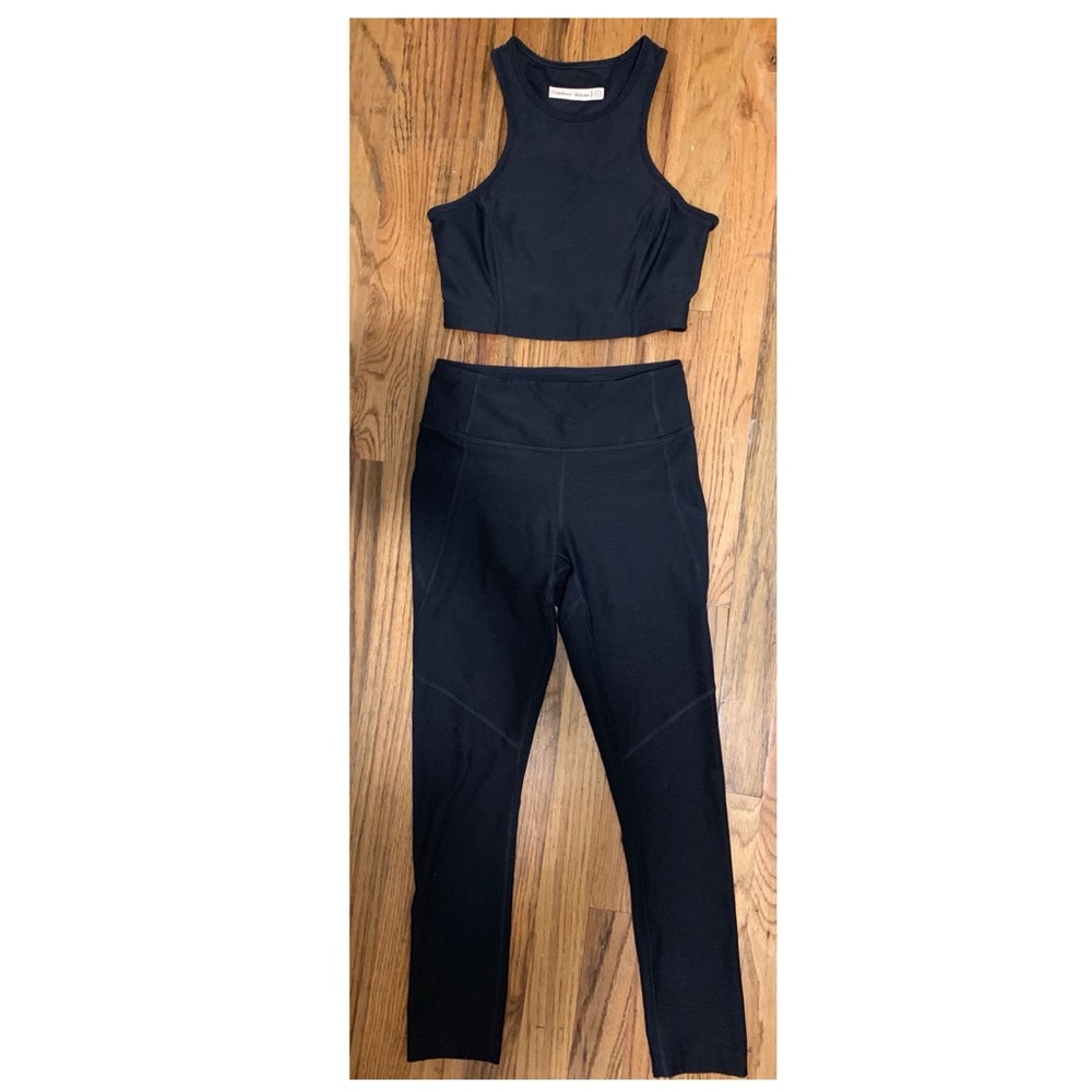 Outdoor Voices women’s tech kit, navy XS